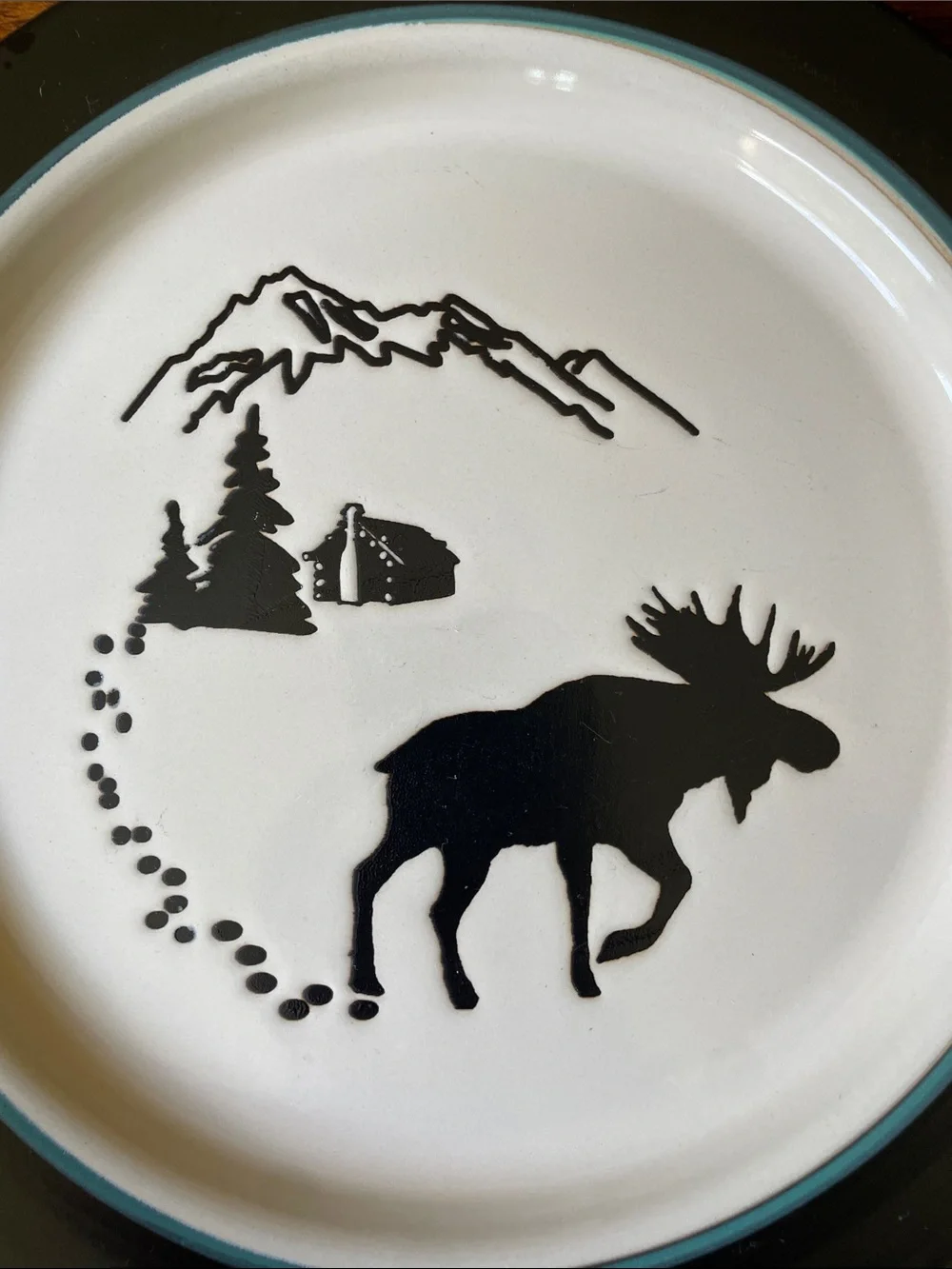 2 Moose Wilderness Log Cabin Theme Dinner Plates by White River Bass Pro Shops